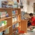 Ni�o delante de un ordenador en la Agencia de lectura p�blica de Sagrajas