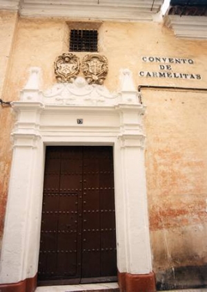 Puerta del Convento de las Carmelitas