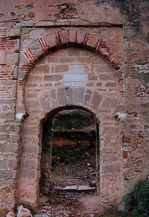 Puerta de la Coraxa o de la Traicin