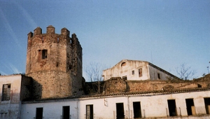 Torre Abarlongada