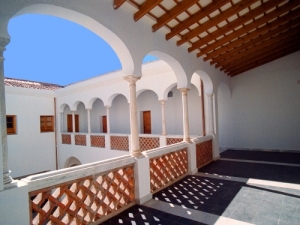 Claustro del Museo de la Ciudad