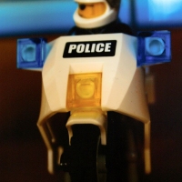 Policía de juguete
