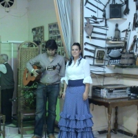Actuación Antonio Domínguez. Baile y Esther Merino. VII Mes del Mayor
