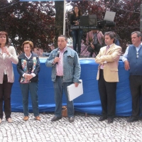 [14-05-10] Jornada Gastronmica en el Parque de la Legin. Entrega de placa de agradecimiento a Proteccin Civil.